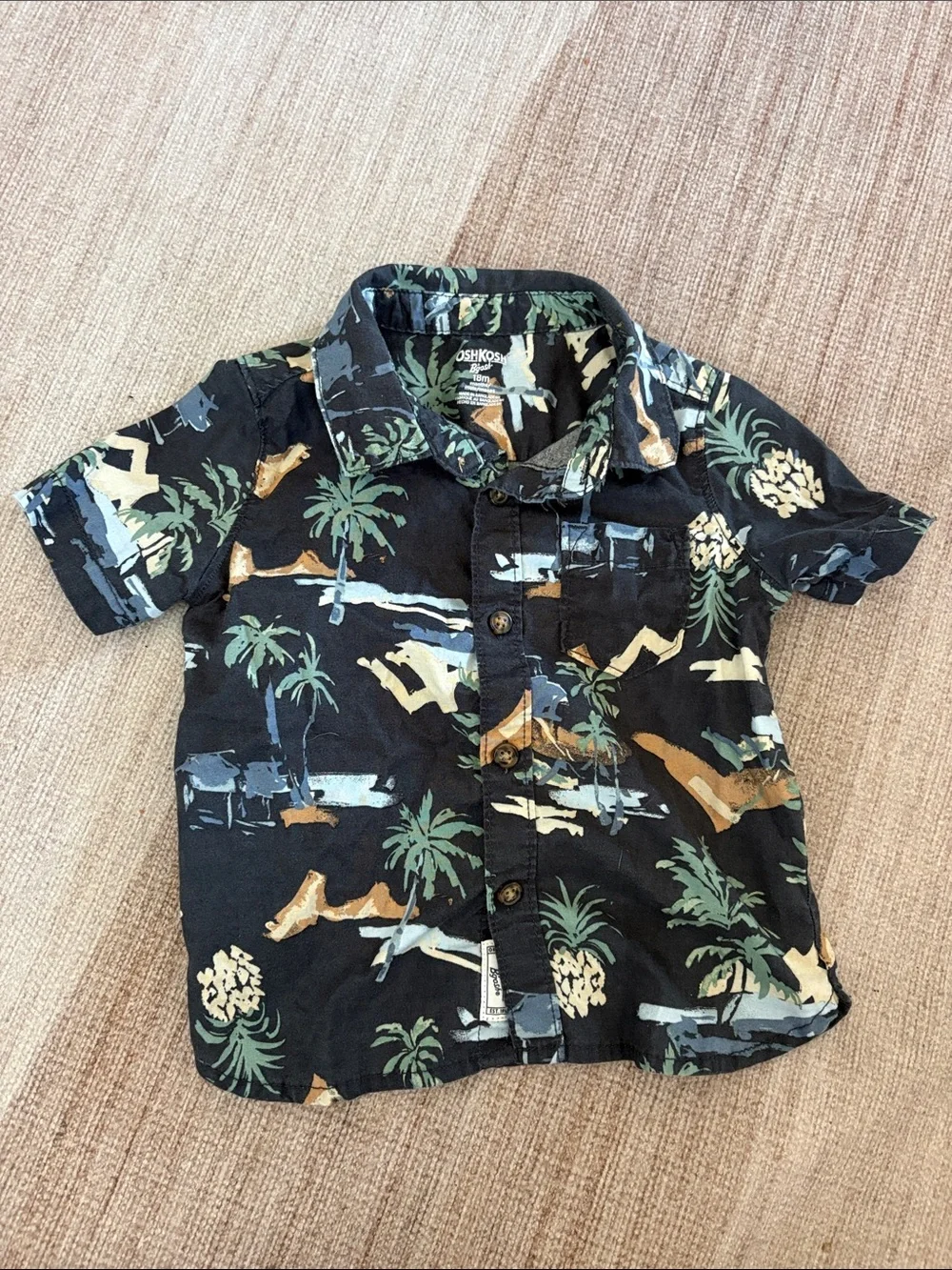 OshKosh B'gosh Black Tropical Button-Up Shirt with Green and Tan Accents